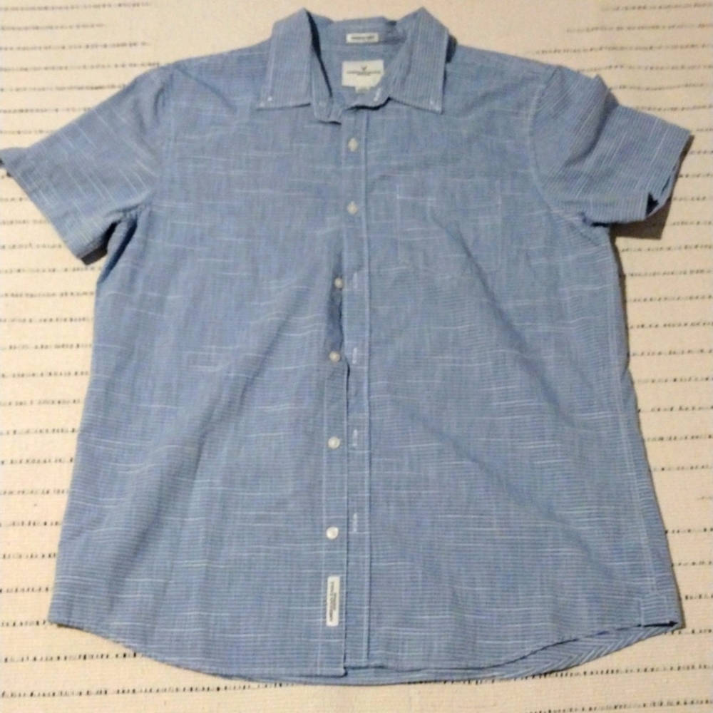 Men's American Eagle button down Shirt Size Large